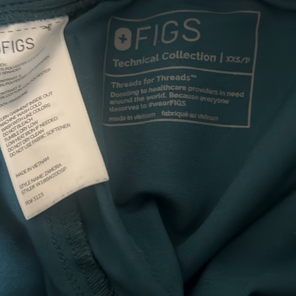 Figs Zamora Joggers Petite - Picture 2 of 2